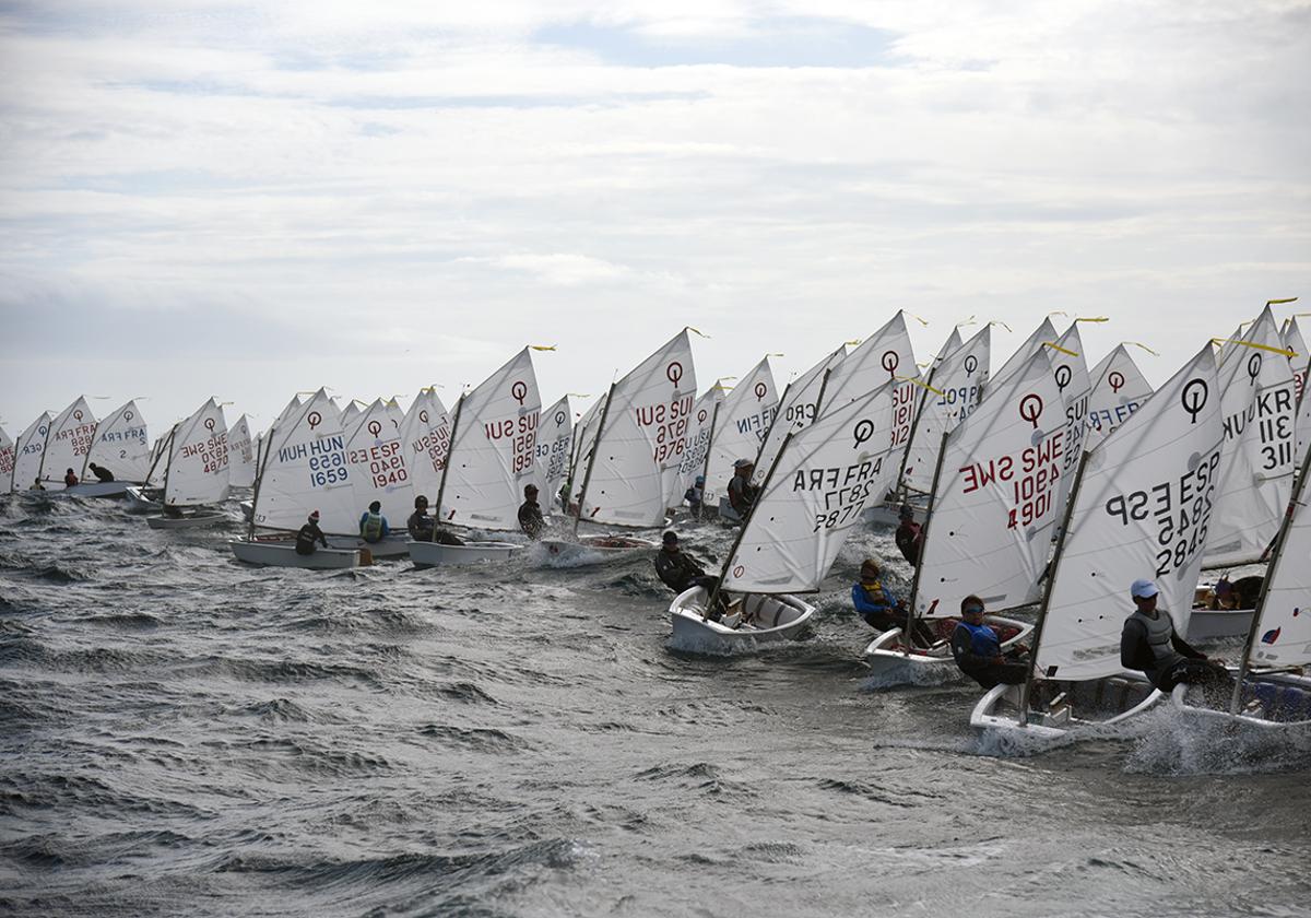 Oriol Costabella se coloca en cabeza del 34 Palamós Optimist Trophy