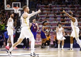 El Real Madrid roza la perfección ante el Barça y se proclama campeón de la Copa del Rey