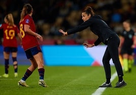 Montse Tomé: «Si la gente ha hecho la ola en la Cartuja es porque las jugadoras se dejan la vida»