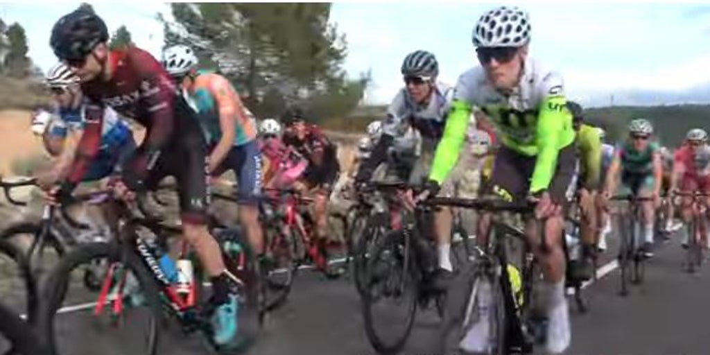 El anuncio de un test antidopaje provoca el abandono de 130 personas en una carrera ciclista en Villena