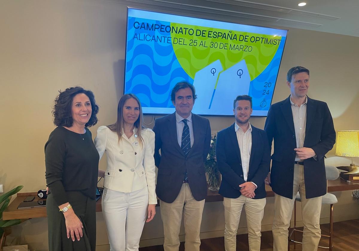El Real Club de Regatas de Alicante presenta la Equalite Semana Náutica y el Campeonato España Optimist 2024