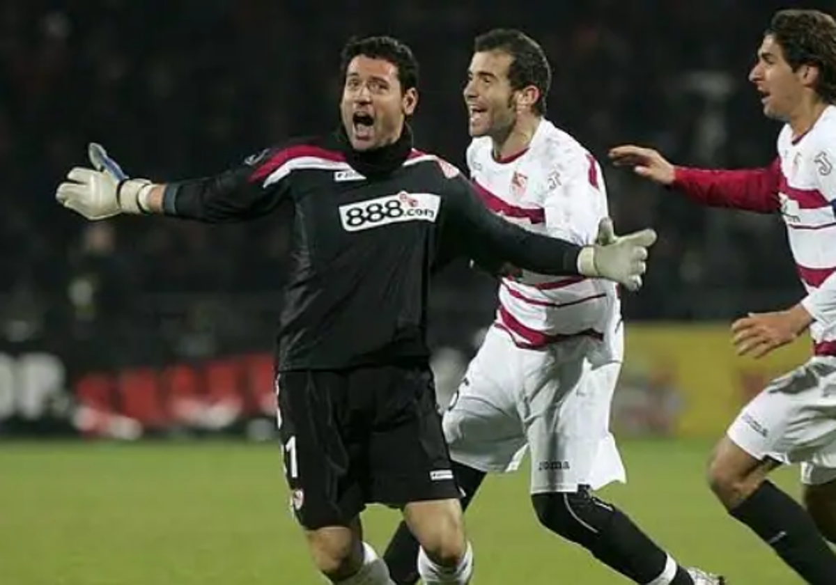 Andrés Palop celebra su decisivo gol frente al Shakthar