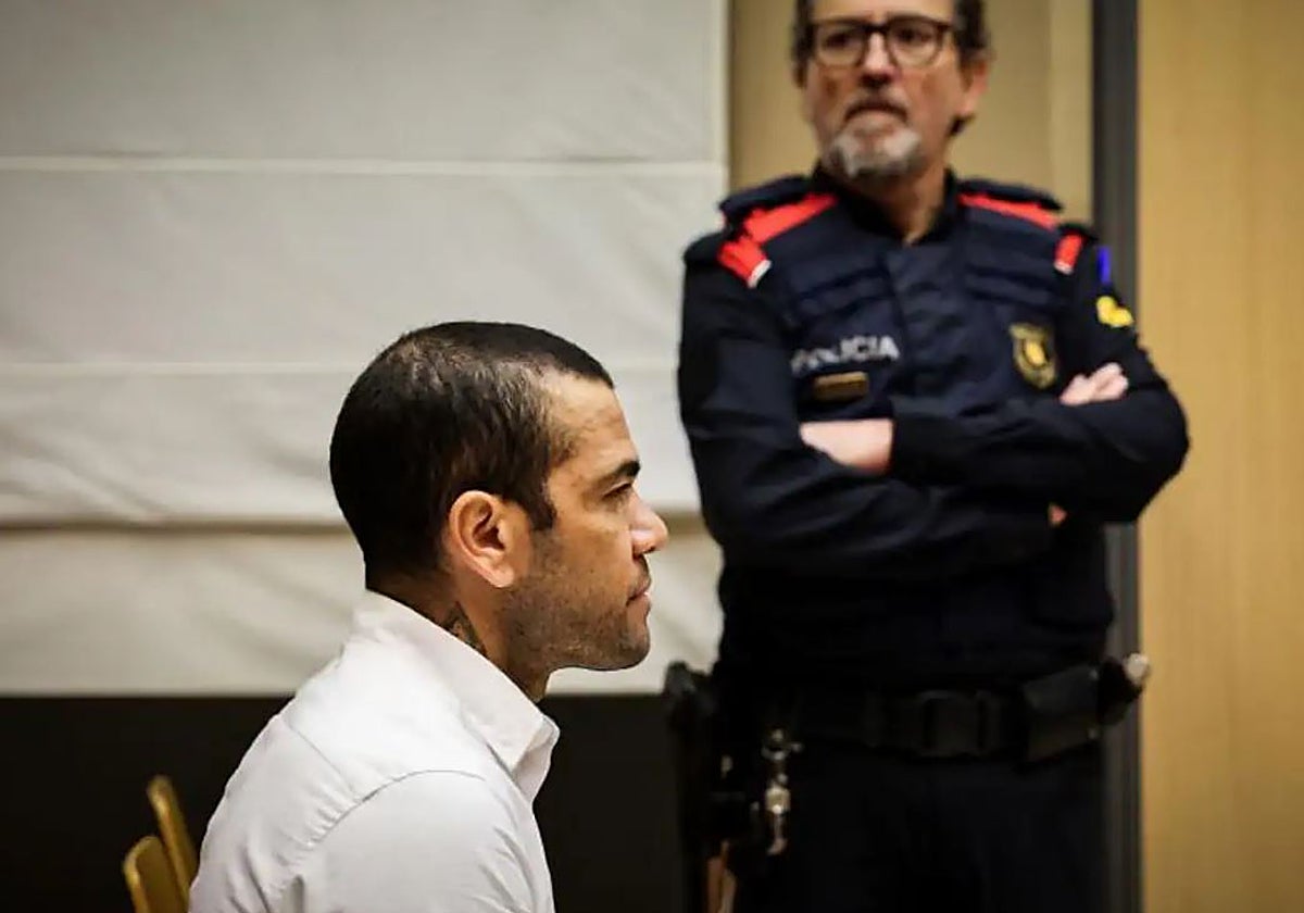 Alves, durante el juicio por agresión sexual en la Audiencia de Barcelona