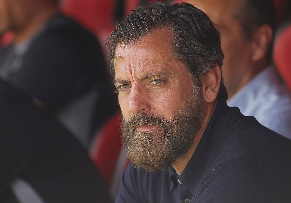 Quique Sánchez Flores, en el banquillo del Ramón Sánchez-Pizjuán