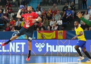 España celebra con victoria ante Brasil su pase a los Juegos