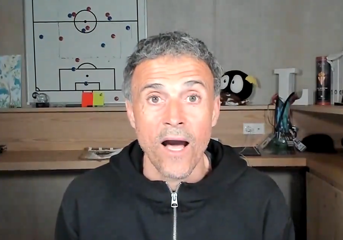 Luis Enrique, en el vídeo que anuncia su regreso a Twitch