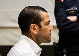¿Por qué Dani Alves sale de la cárcel si está condenado? El horizonte judicial del ex jugador del Barcelona