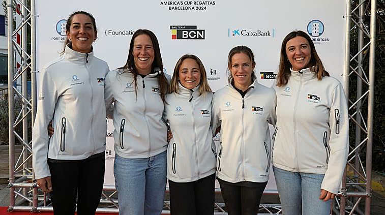 Port de Sitges presentó al Sail Team BCN, primer equipo femenino español de Copa América