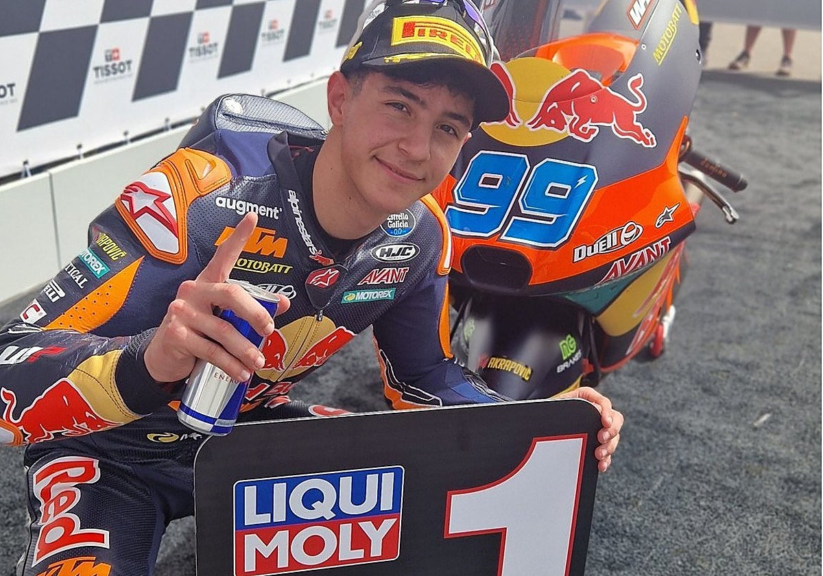 José Antonio Rueda, tras lograr la pole en el Gran Premio de Portugal