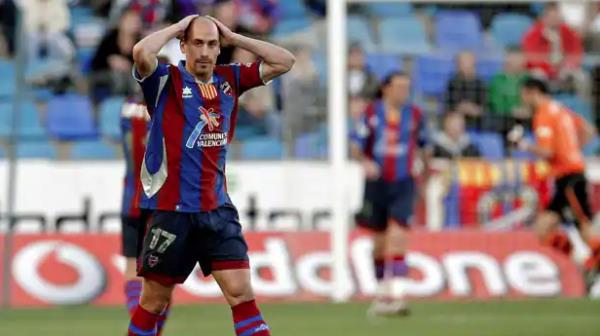 Luis Rubiales fue defensa del Levante durante varias temporadas antes de su salto a los despachos