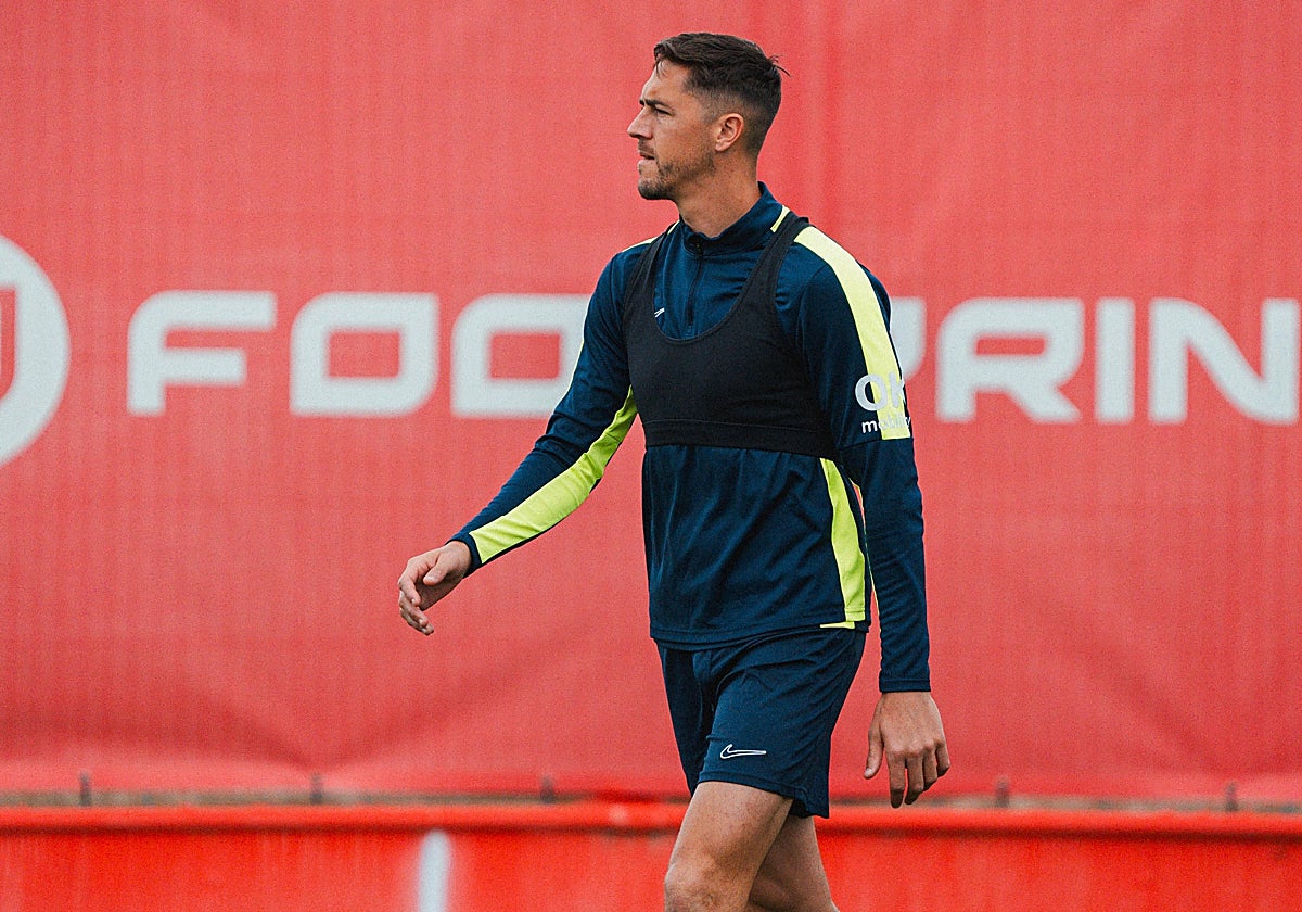 Antonio Raíllo, durante un entrenamiento