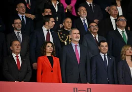 Cánticos en lugar de pitos para boicotear al himno en la final de Copa del Rey entre el Athletic y el Mallorca