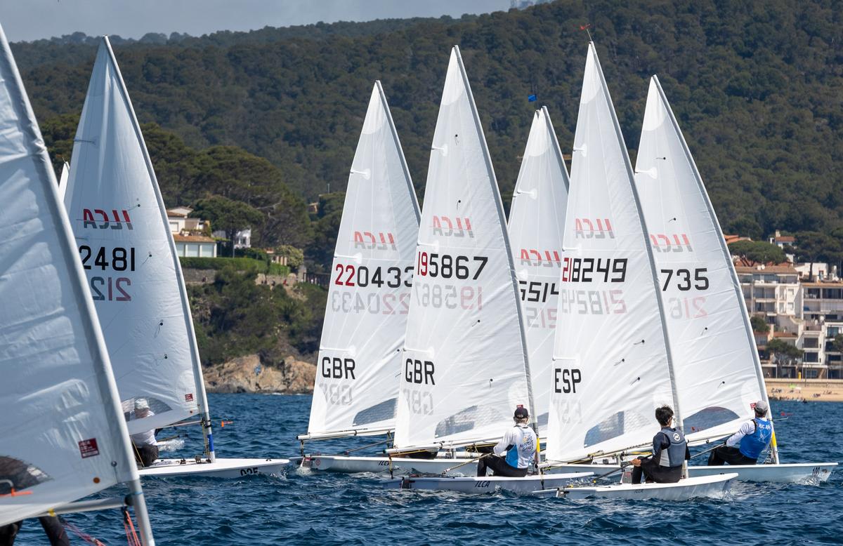 Todo preparado para la cita en Calella de Palafrugell