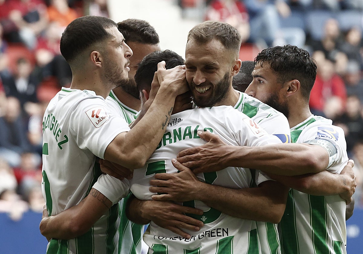 Breathtaking Betis - Osasuna: Triunfo Al Son De Fornals (2-0) Picture Concept Breathtaking Betis - Osasuna: Triunfo Al Son De Fornals (2-0) Picture Concept