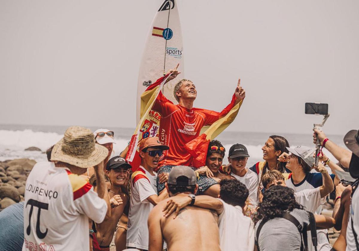 Dylan Donegan, campeón del mundo de Surf sub 16