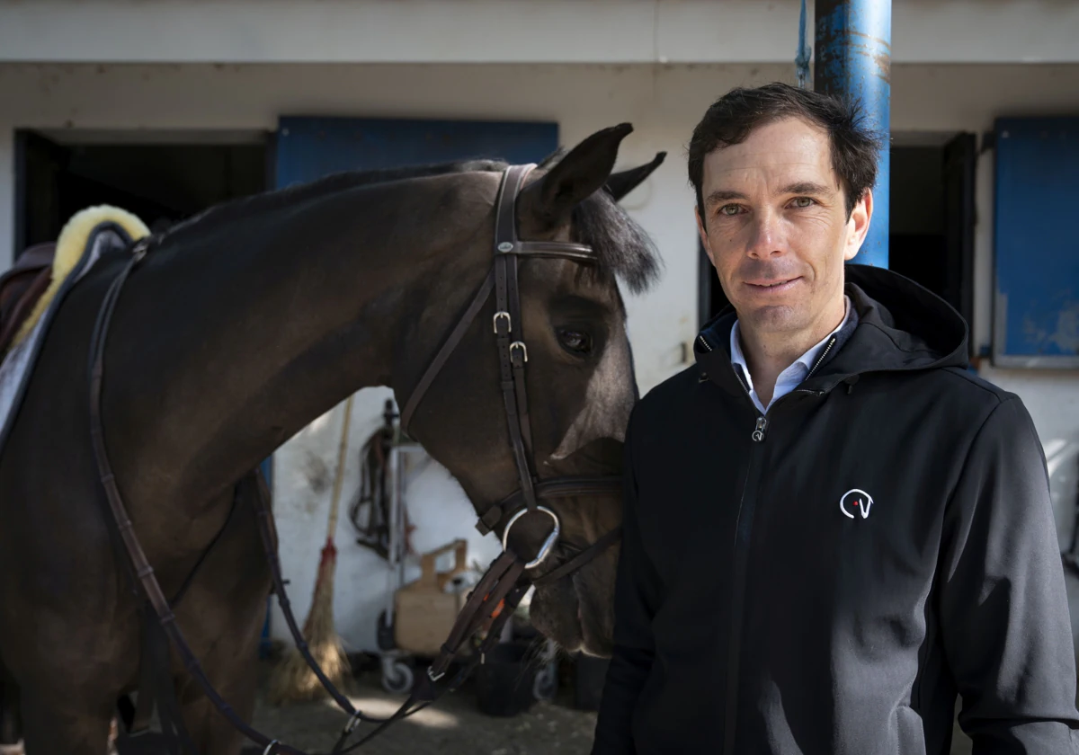 Eduardo Álvarez Aznar: «El deportista de élite es el caballo, nosotros  hacemos de psicólogos»