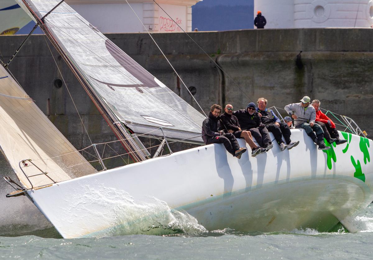 Se celebra la Regata Getxo-Santander de la Liga One Sails 50+