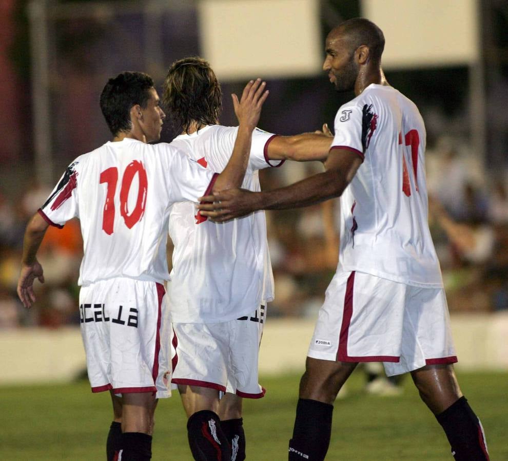 Algunas imágenes de Jesús Navas como futbolista del Sevilla en sus dos etapas, tras su periplo en la Premier