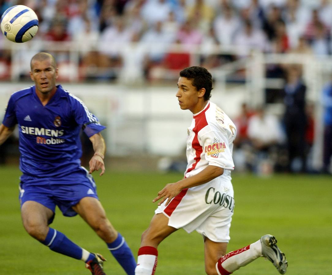 Algunas imágenes de Jesús Navas como futbolista del Sevilla en sus dos etapas, tras su periplo en la Premier