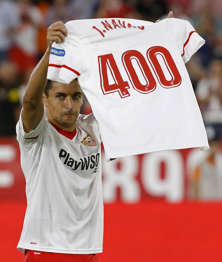 Algunas imágenes de Jesús Navas como futbolista del Sevilla en sus dos etapas, tras su periplo en la Premier