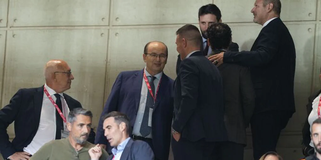 Sevilla - Barça, Una Vuelta Después Del 'plantón' Al Palco Azulgrana ...