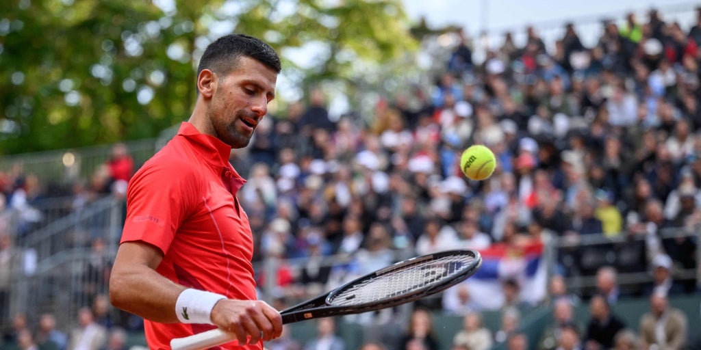 Djokovic mejora sus sensaciones y avanza a semifinales en Suiza