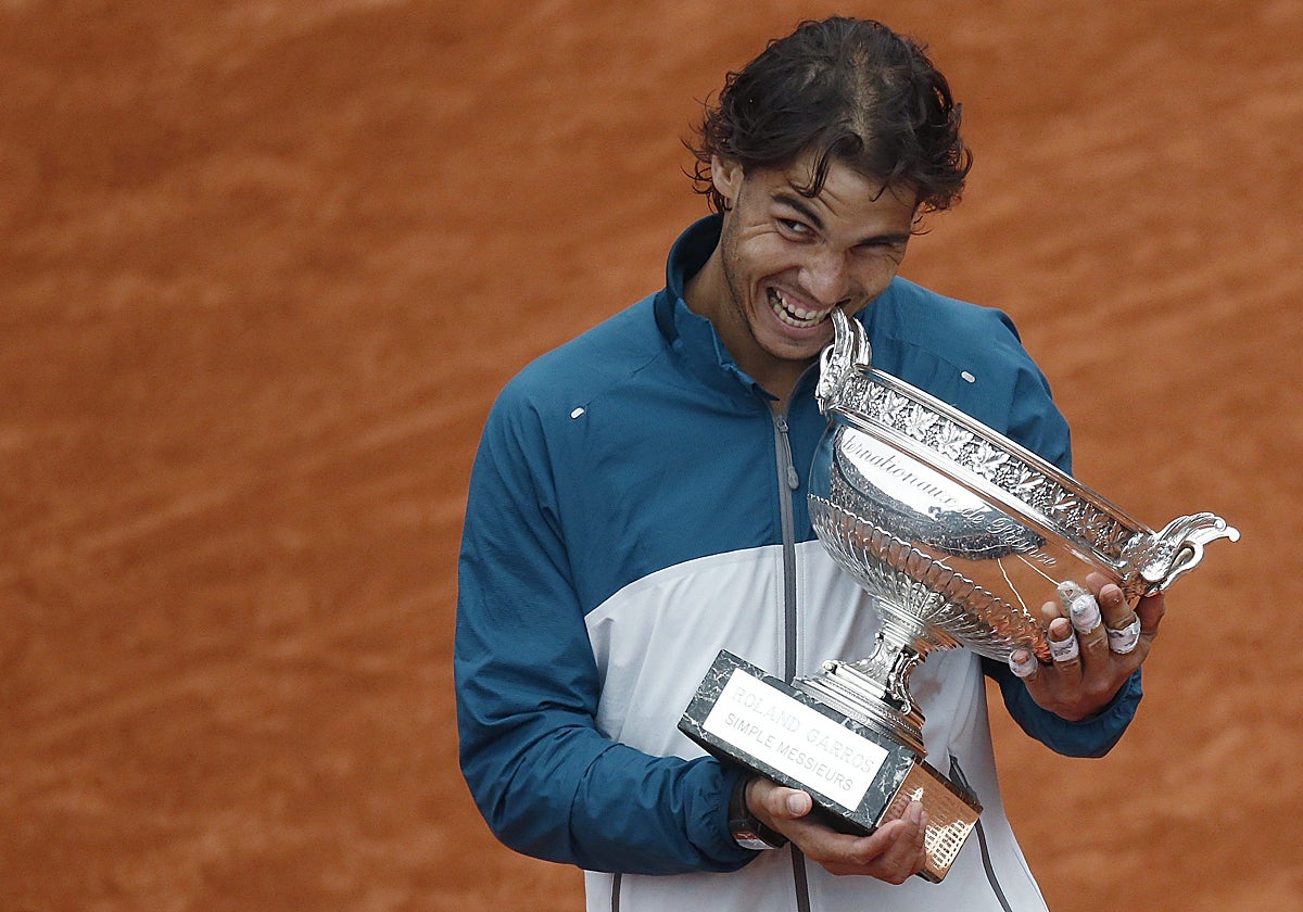 Nadal, con su octavo mordisco en Roland Garros
