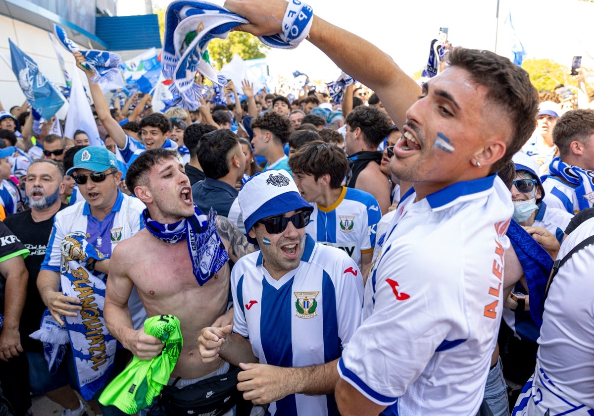 El Leganés vence al Elche y celebra el ascenso a Primera división cuatro años después