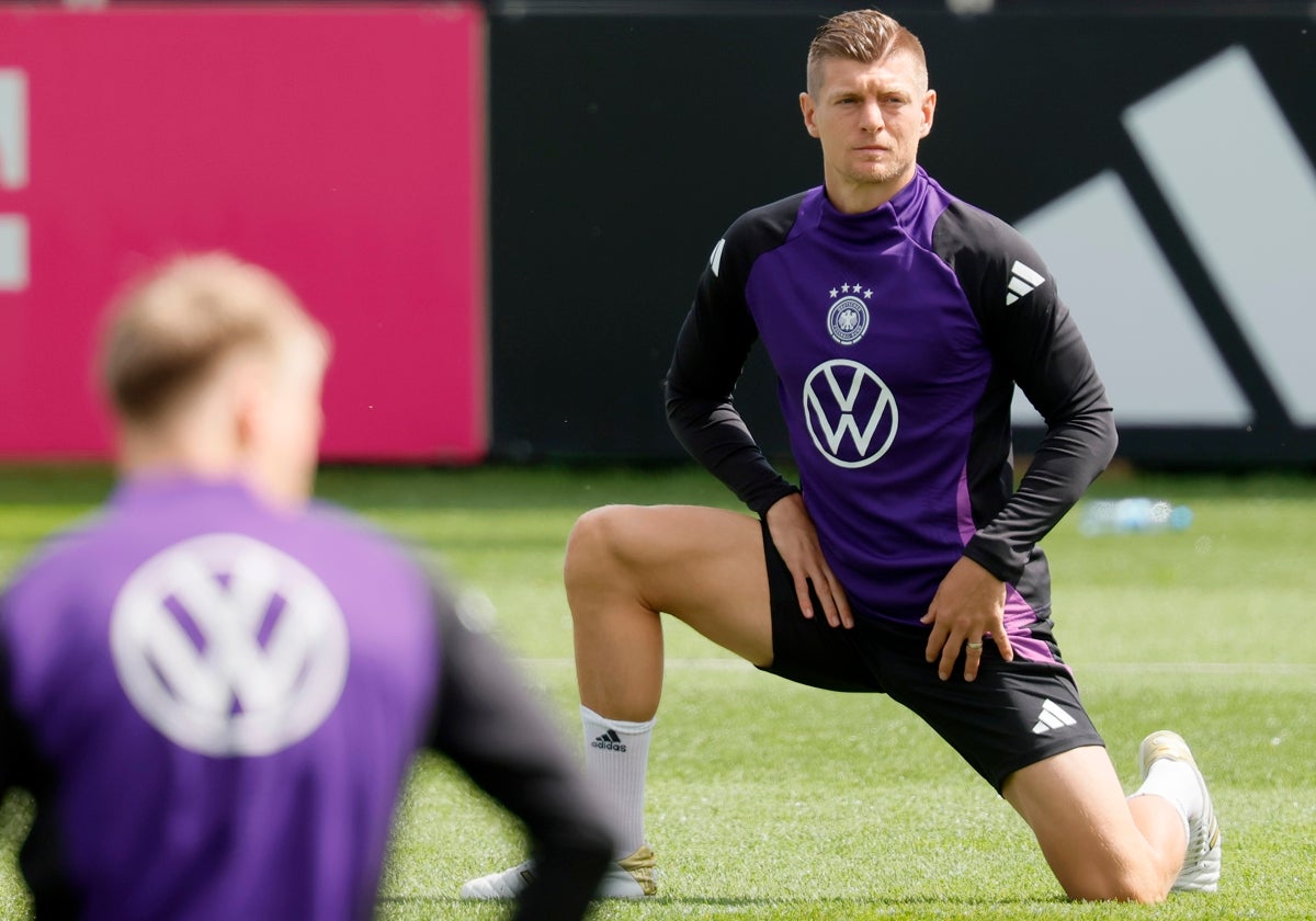 Toni Kroos, en un entrenamiento con la selección alemana