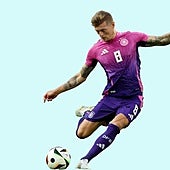 Kroos abre el baile final