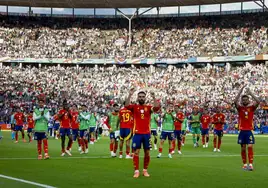 La selección española, tras la victoria ante Croacia