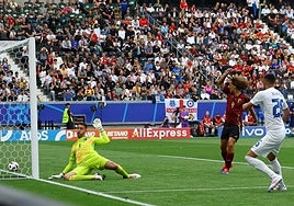 Schranz castiga a una gafada Bélgica