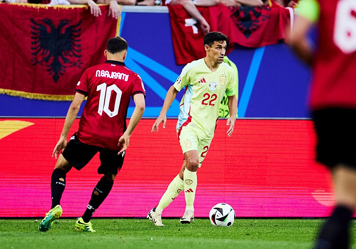 Jesús Navas en el partido de la selección frente a Albania