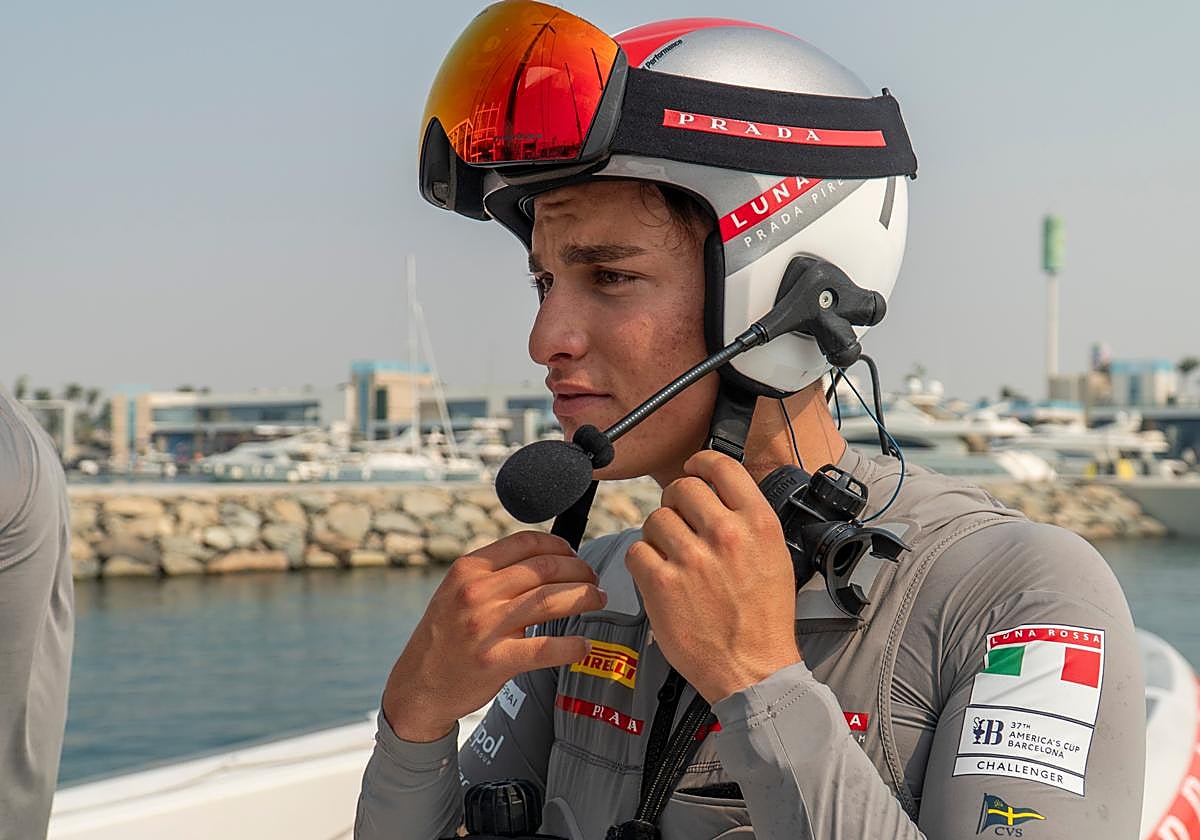 Marco Gradoni: «Ver al &#039;Luna Rossa&#039; despegando con los &#039;foils&#039; me vuelve loco»