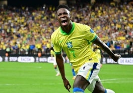 Brasil se recupera y arrolla a Paraguay en Las Vegas con show de Vinicius