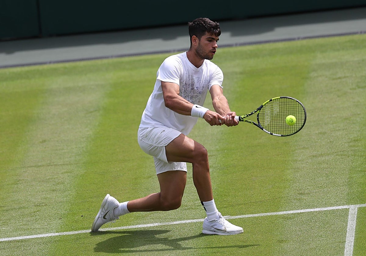 Carlos Alcaraz - Mark Lajal: en directo: resultado, ganador y última hora del debut del murciano en Wimbledon hoy