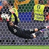 Diogo Costa, el Benji de Portugal: suizo de nacimiento, introvertido, bendecido por Casillas y 100 millones de cláusula