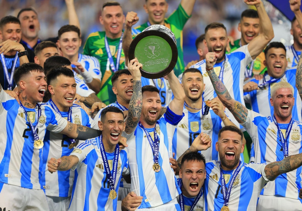 Messi levanta la Copa América en el estadio Hard Rock de Miami