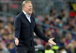 Koeman vuelve a atizar a Laporta: «Las leyendas del club no pintan nada»