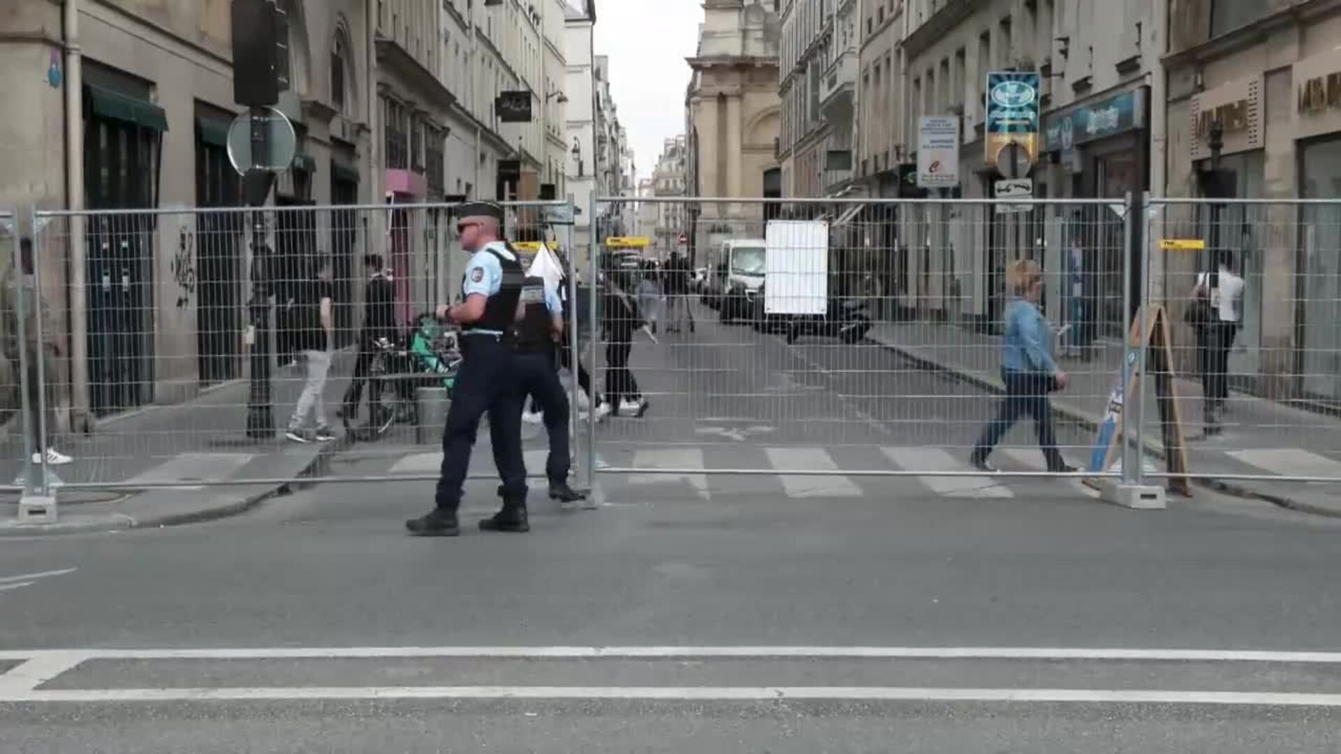 Los turistas y los parisinos se alejan de los Juegos Olímpicos