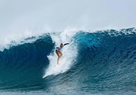 El surf español, ante la ola más temible: «Hace lo que quiere contigo»