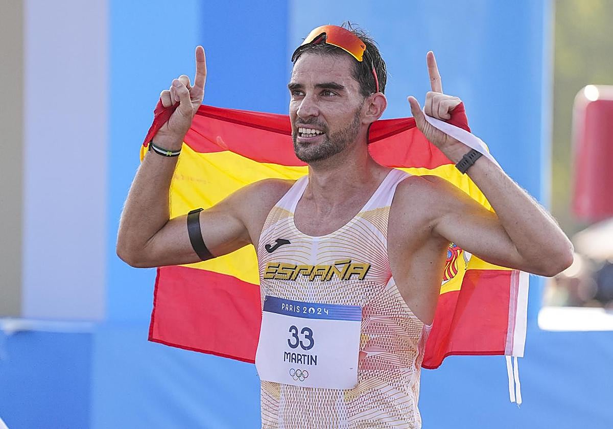 El emotivo discurso de Álvaro Martín tras ganar la medalla de bronce en los Juegos Olímpicos de París: «No soy un lumbreras»