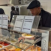 Mucho aceite, menú insípido, carne cruda: la receta fallida de la Villa Olímpica