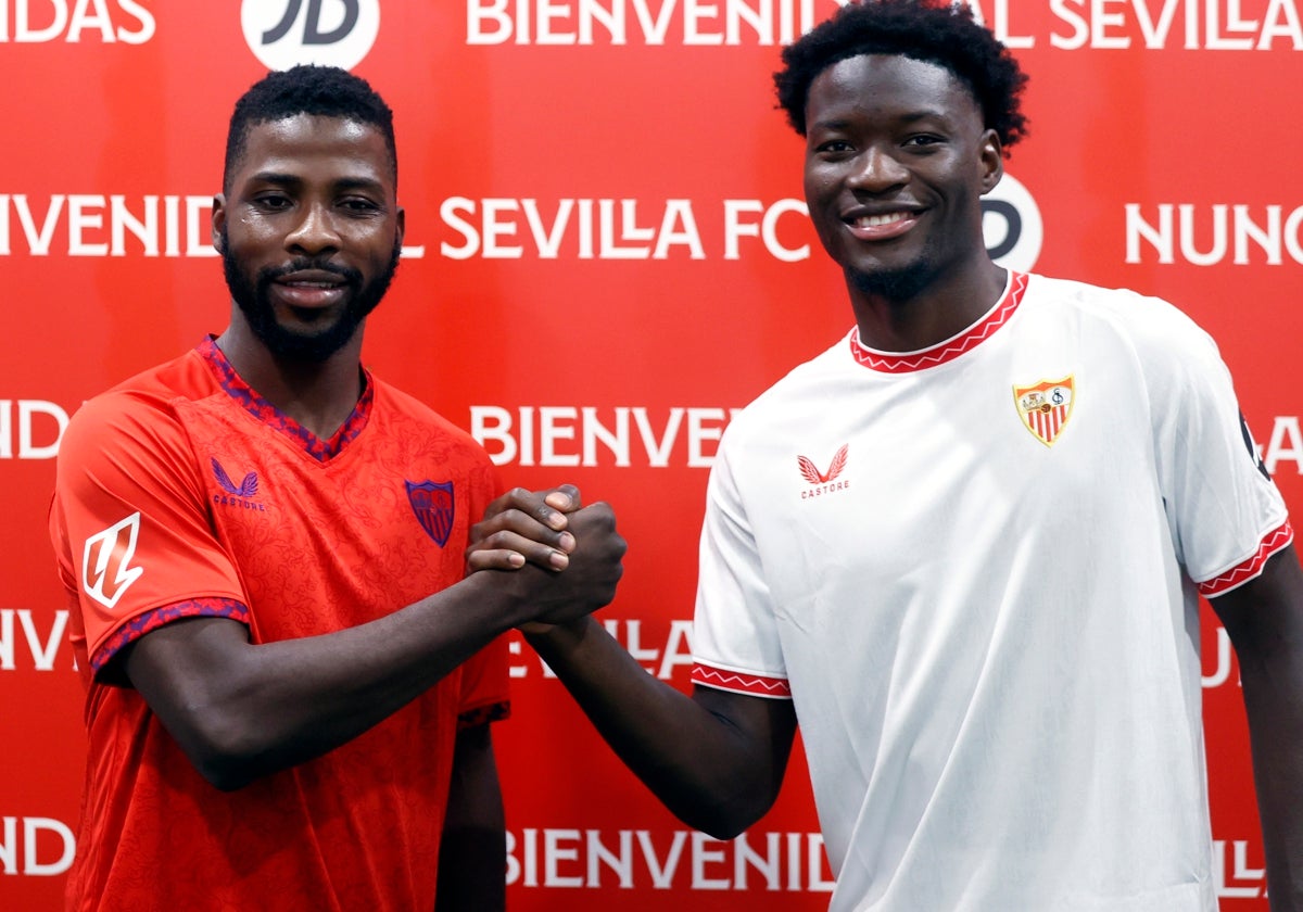 Iheanacho y Agoumé, en su presentación como sevillistas