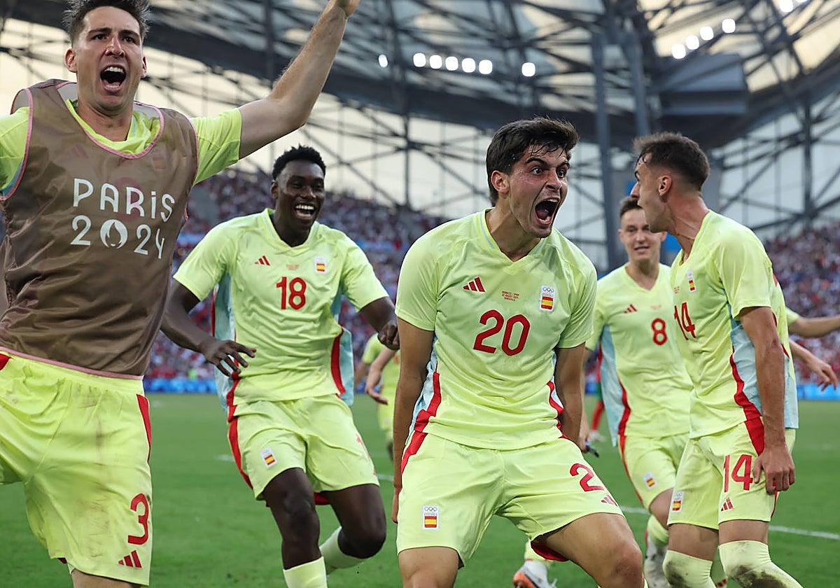 Juanlu, celebrando el 2-1 que dio el pase a la final