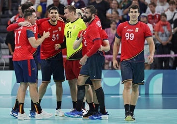 Cambian los nombres, siguen los éxitos: la transición tranquila del balonmano español