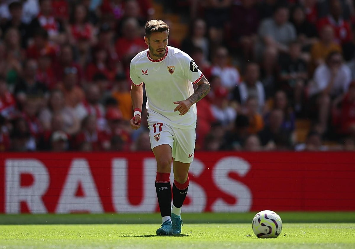 Saúl Ñíguez frente al Liverpool durante la pretemporada