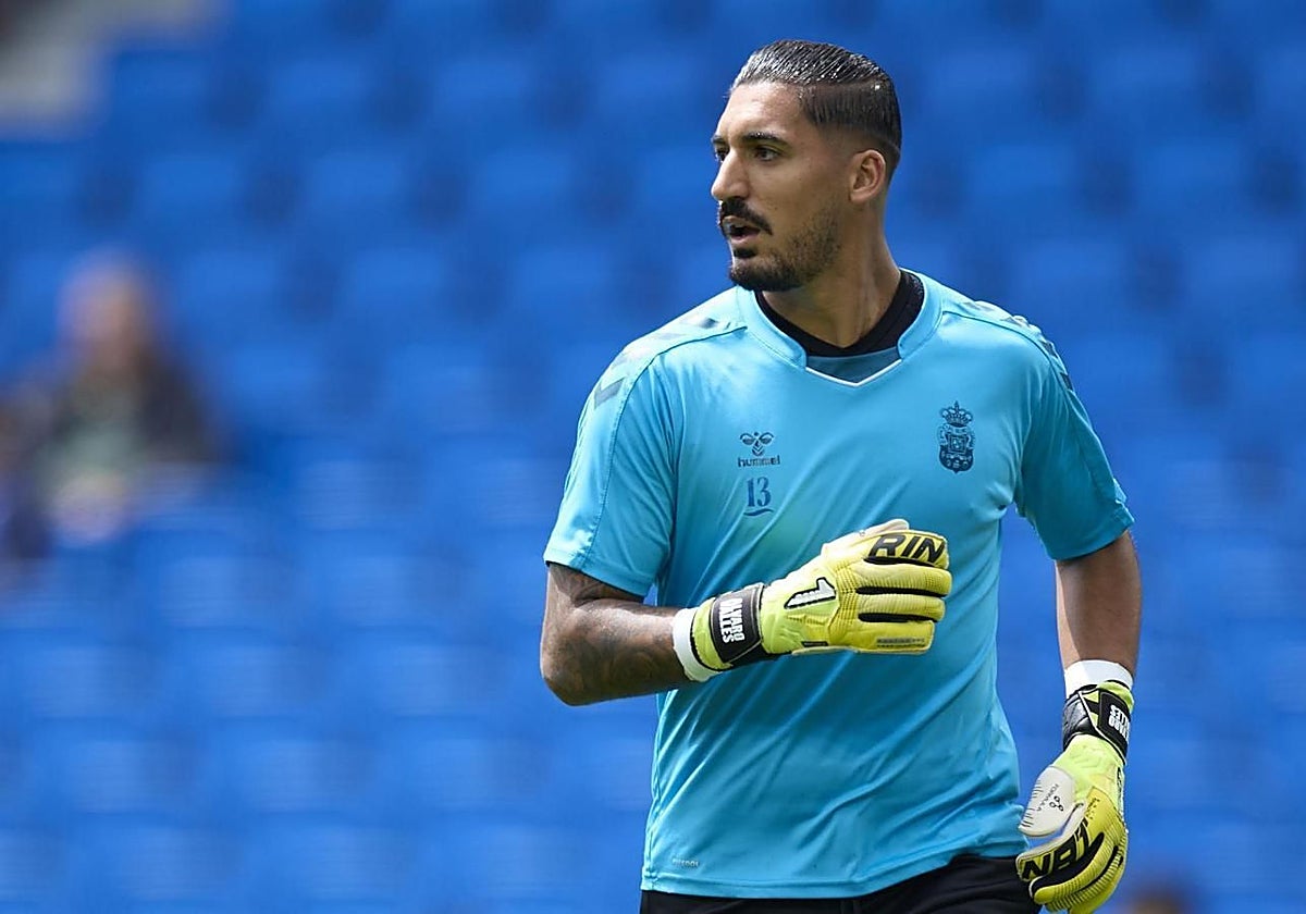 Álvaro Valles, durante un partido con la UD Las Palmas