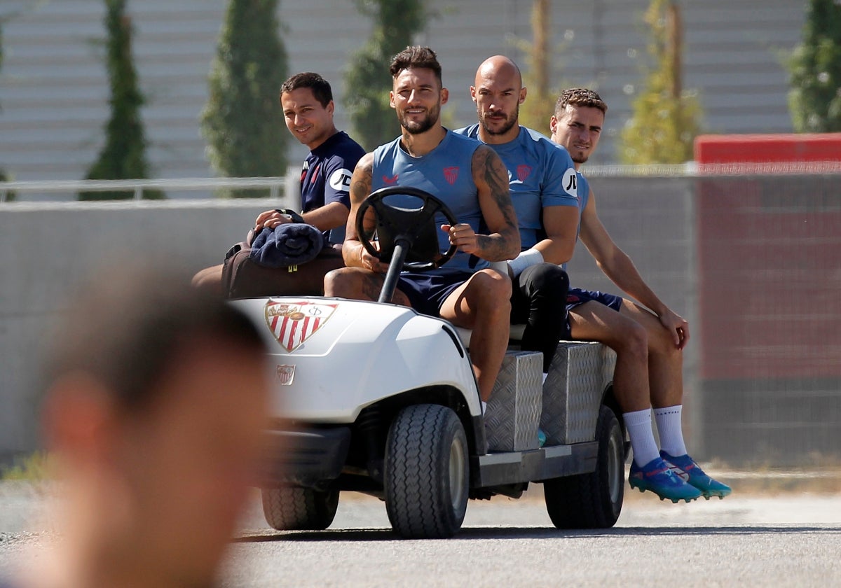 Gudelj, en la ciudad deportiva del Sevilla este verano