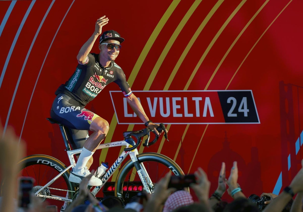 Primoz Roglic, en la presentación de la Vuelta en Lisboa